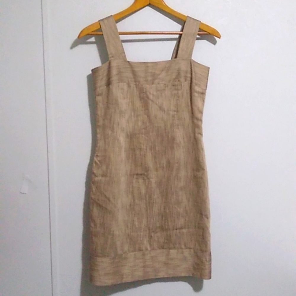 Everyday Sleeveless Midi Dress in Tan